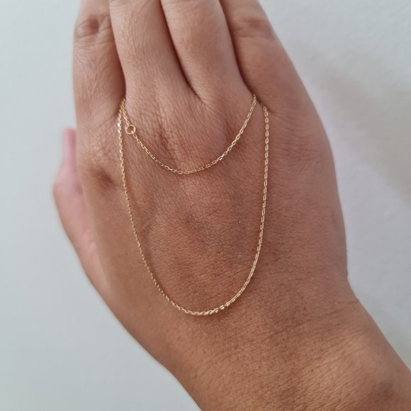 Fine chain link necklace - Picture 9 of 13